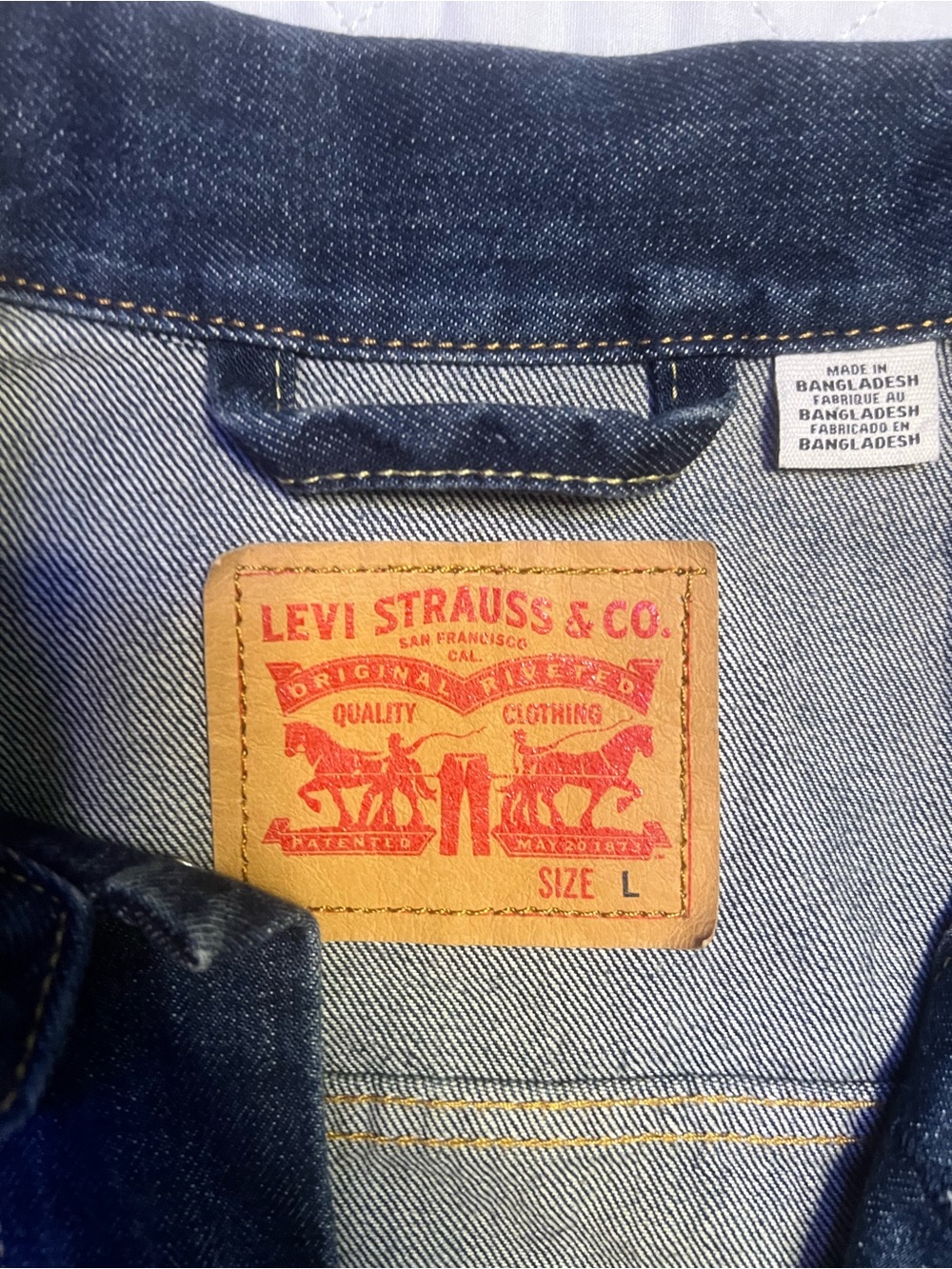 Levi's Men's Indigo Denim Trucker Jacket - Picture 3 of 5